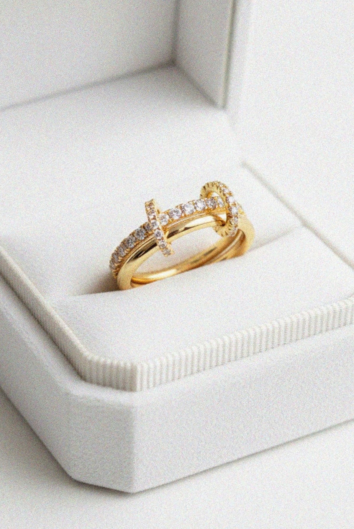 Double band design with crystal-set crossover accents.