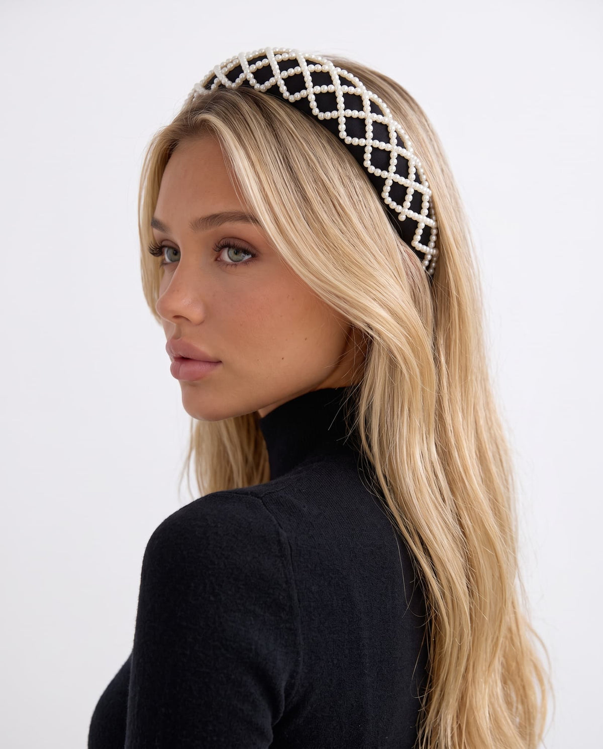 Luxury Hairband With Pearls