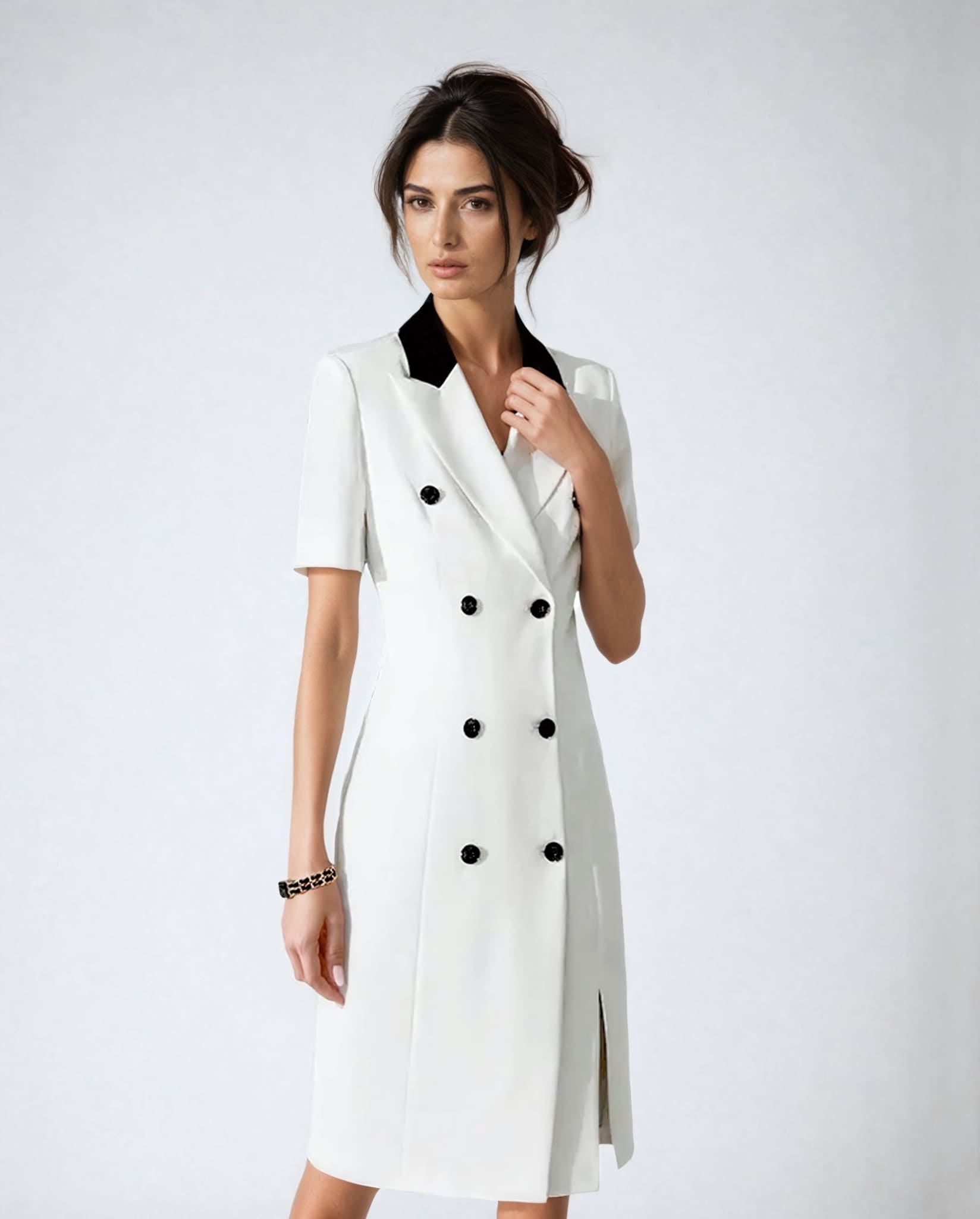 Elegant White Dress With Black Collar