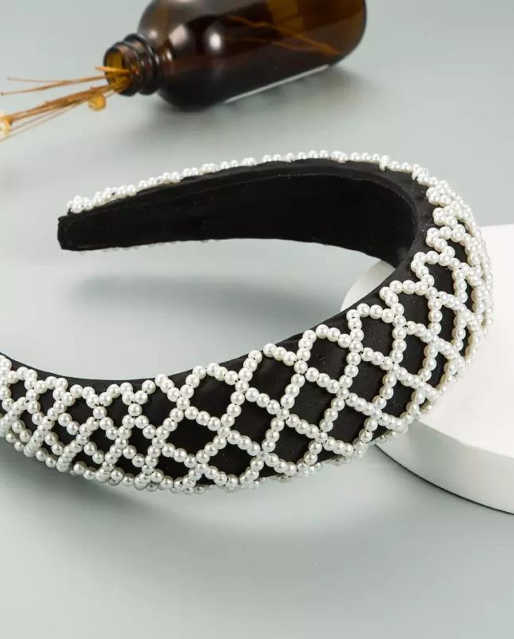 Luxury Hairband With Pearls